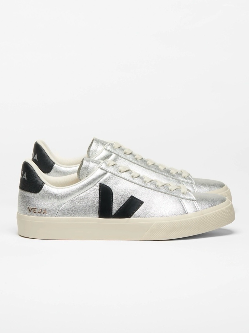 Veja CAMPO LEATHER SILVER BLACK